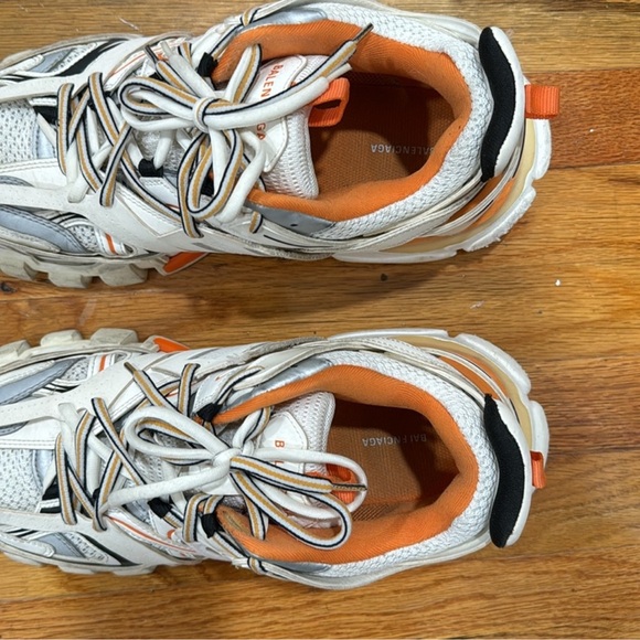 Balenciaga sneakers no box - Picture 2 of 3